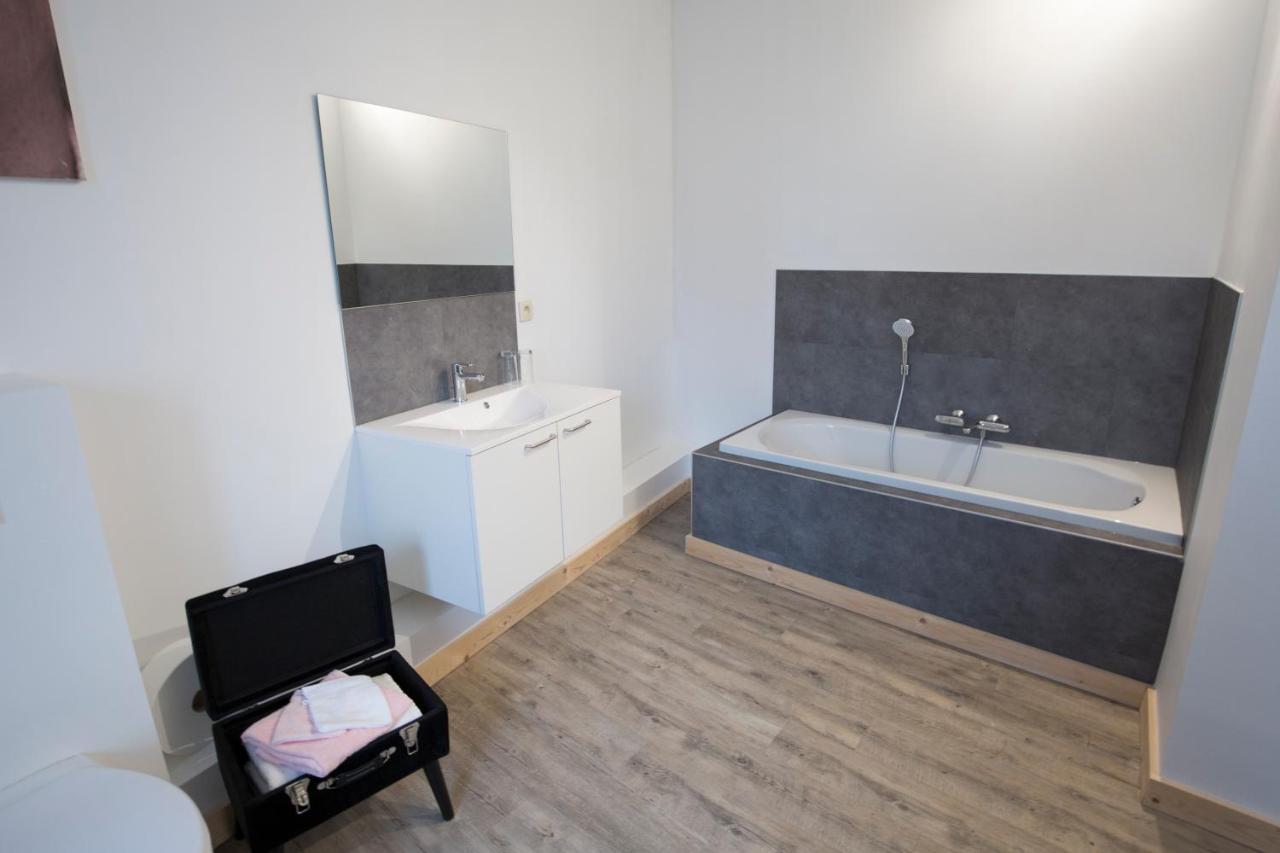 Luxury Spa Hotel - Francofolies Exterior photo