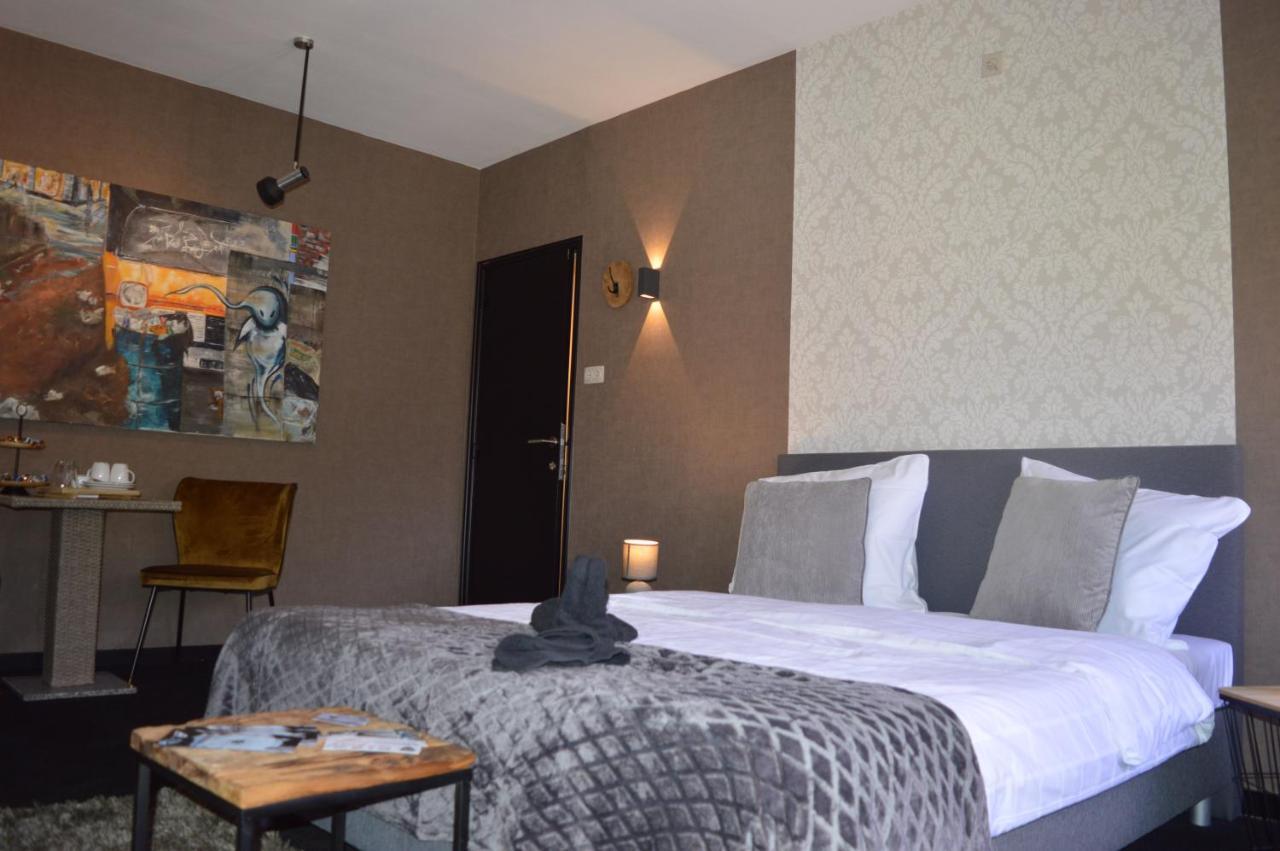 Luxury Spa Hotel - Francofolies Exterior photo